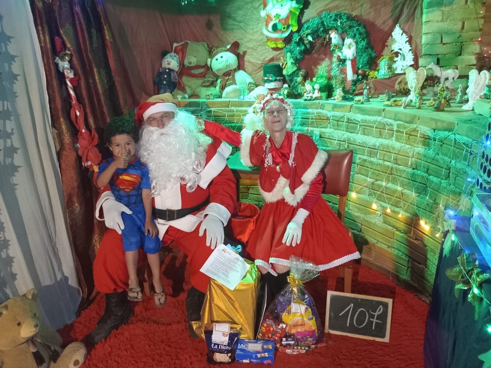 entregas-dos-presentes-das-cartinhas-do-natal-do-circo-social-2025-101