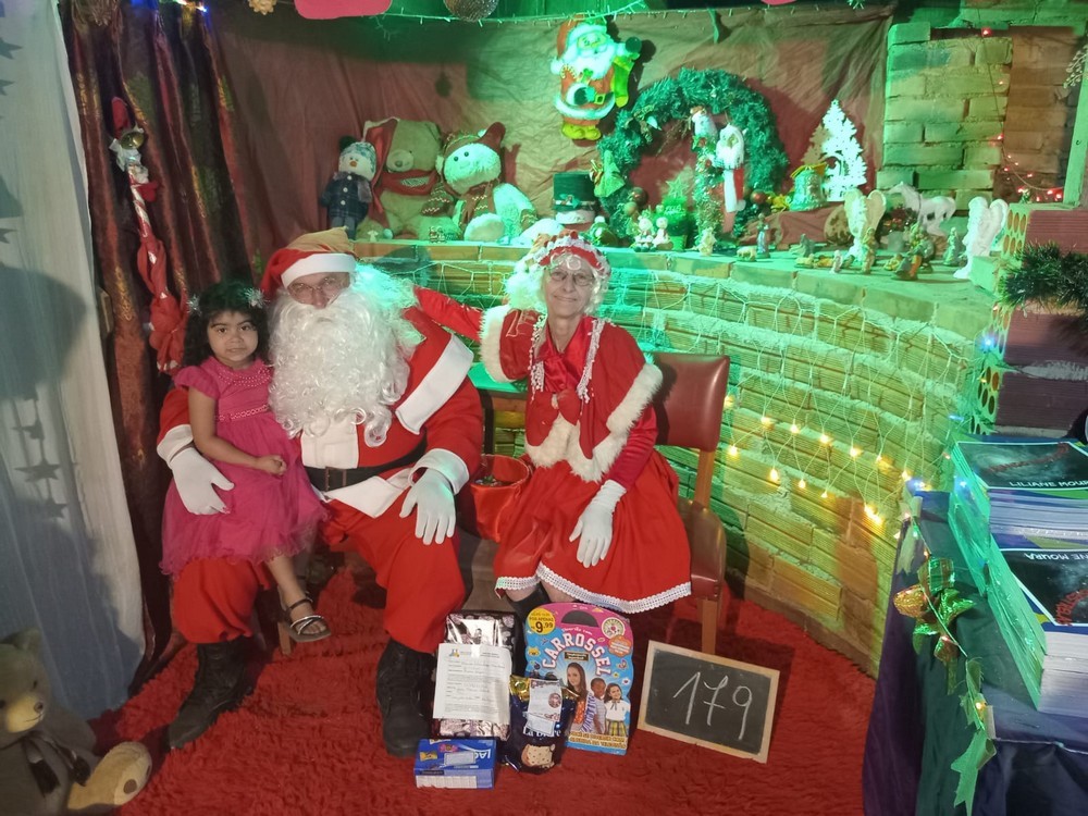 entregas-dos-presentes-das-cartinhas-do-natal-do-circo-social-2025-105