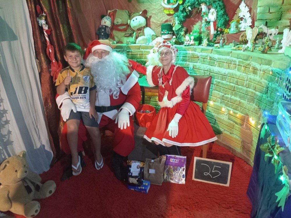 entregas-dos-presentes-das-cartinhas-do-natal-do-circo-social-2025-109