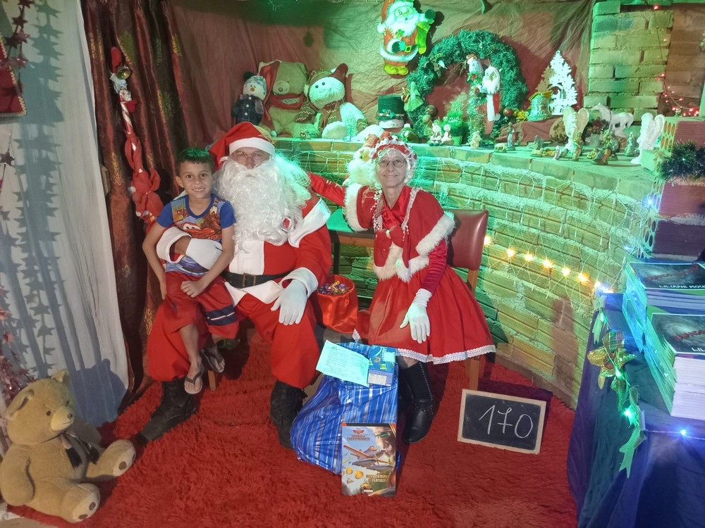 entregas-dos-presentes-das-cartinhas-do-natal-do-circo-social-2025-116