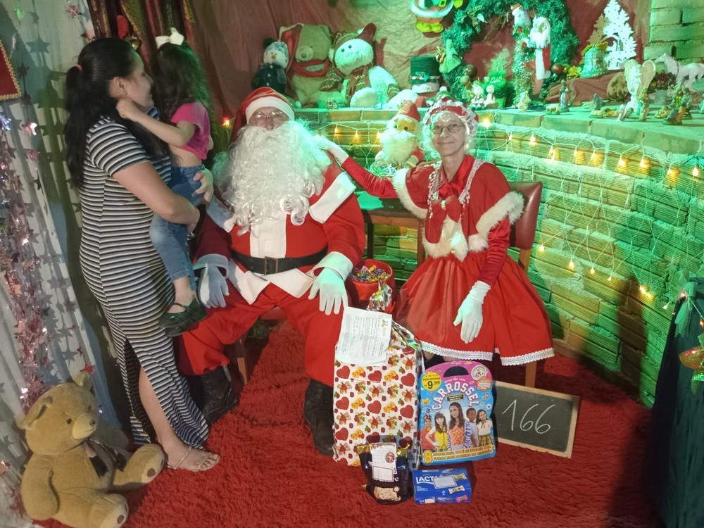 entregas-dos-presentes-das-cartinhas-do-natal-do-circo-social-2025-119