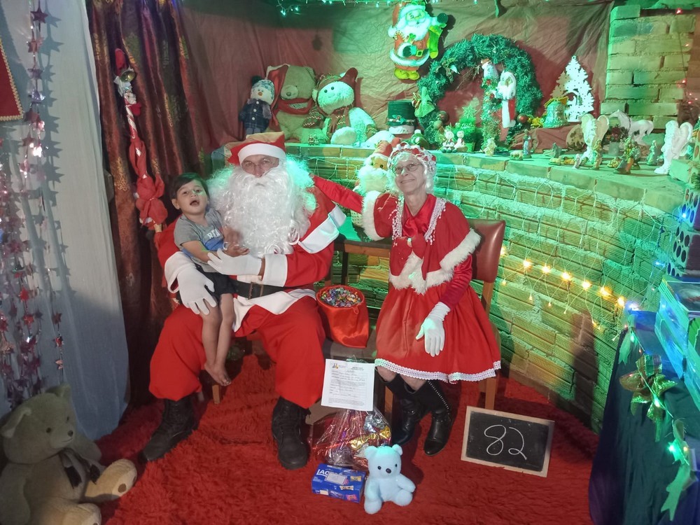 entregas-dos-presentes-das-cartinhas-do-natal-do-circo-social-2025-124