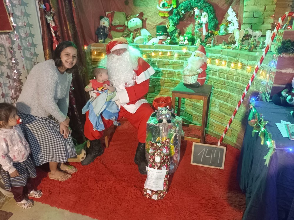 entregas-dos-presentes-das-cartinhas-do-natal-do-circo-social-2025-128