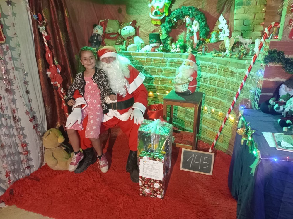 entregas-dos-presentes-das-cartinhas-do-natal-do-circo-social-2025-129