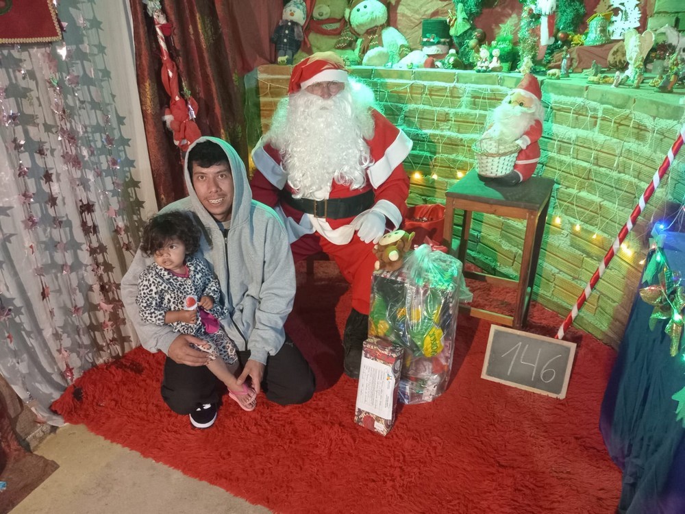 entregas-dos-presentes-das-cartinhas-do-natal-do-circo-social-2025-130