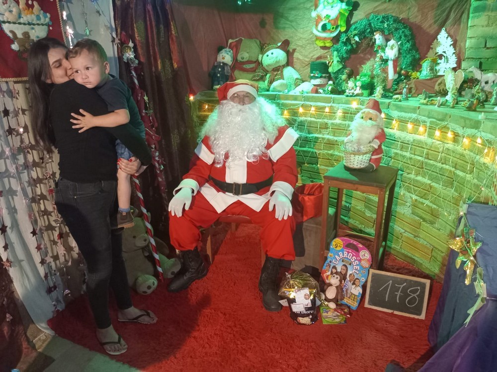 entregas-dos-presentes-das-cartinhas-do-natal-do-circo-social-2025-145