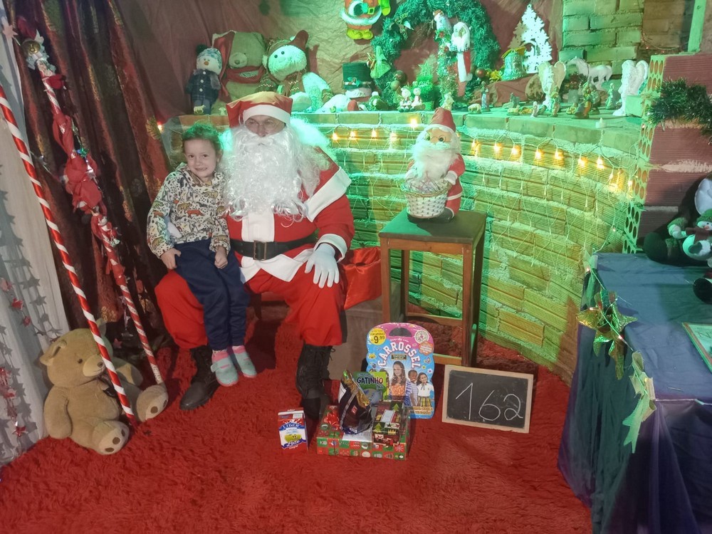 entregas-dos-presentes-das-cartinhas-do-natal-do-circo-social-2025-150