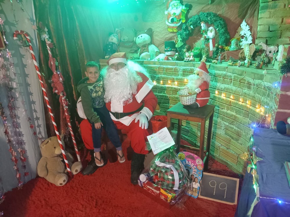 entregas-dos-presentes-das-cartinhas-do-natal-do-circo-social-2025-153