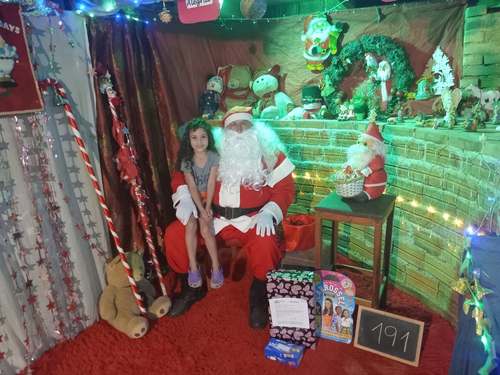 entregas-dos-presentes-das-cartinhas-do-natal-do-circo-social-2025-157