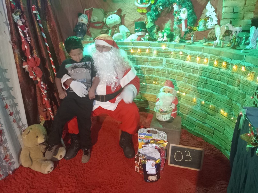 entregas-dos-presentes-das-cartinhas-do-natal-do-circo-social-2025-163