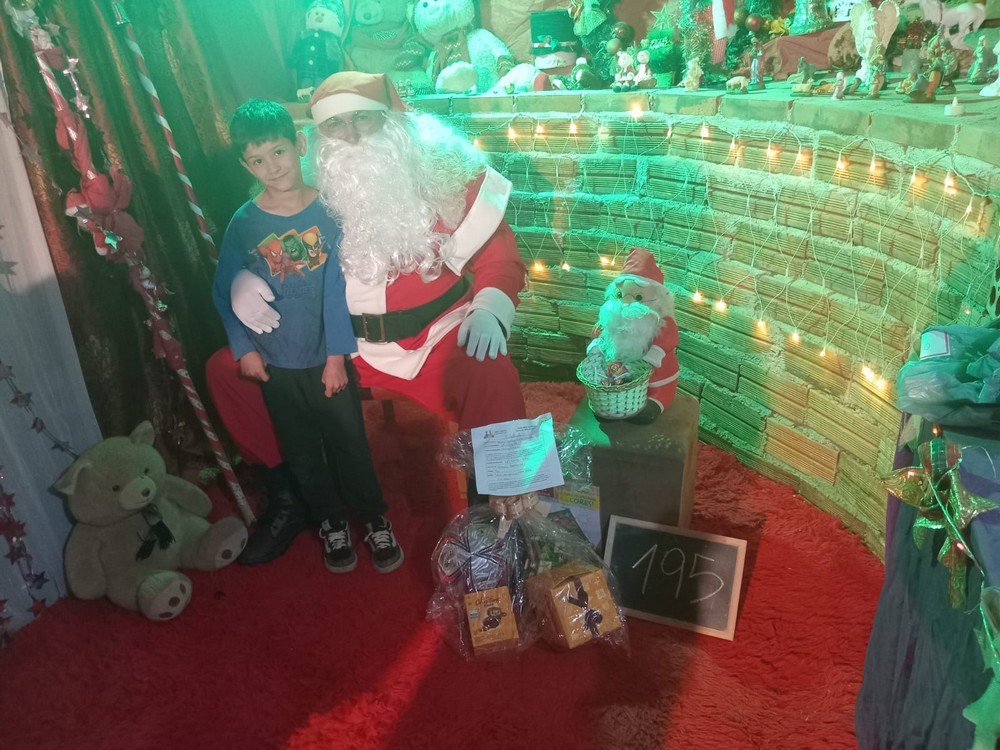 entregas-dos-presentes-das-cartinhas-do-natal-do-circo-social-2025-165