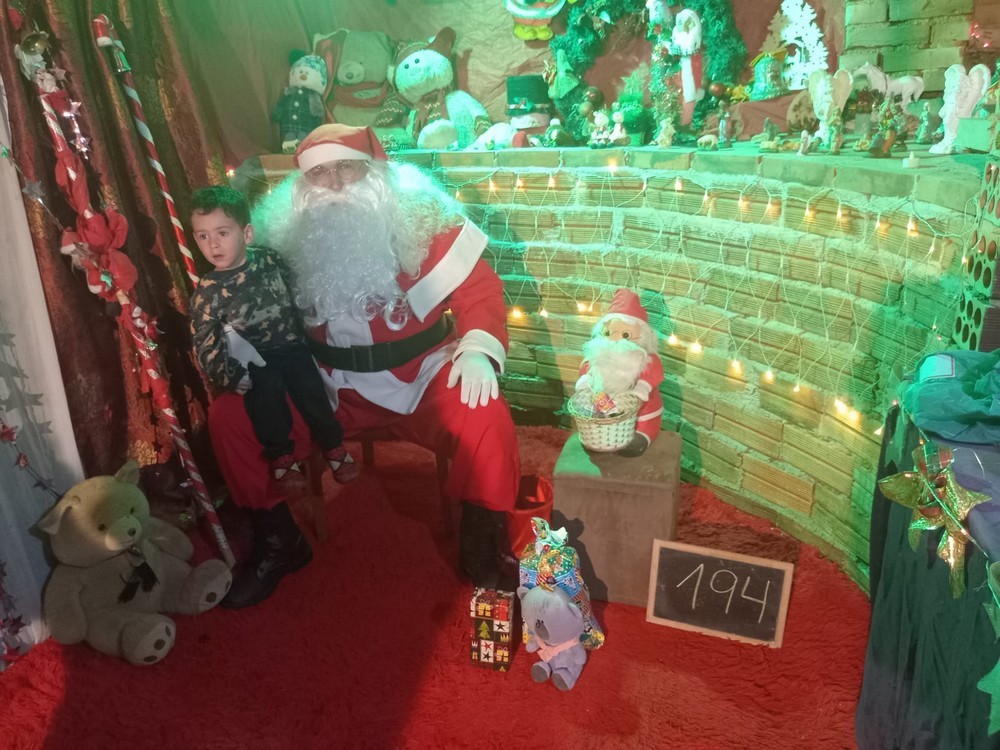 entregas-dos-presentes-das-cartinhas-do-natal-do-circo-social-2025-167