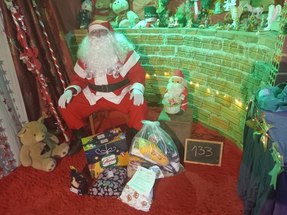 entregas-dos-presentes-das-cartinhas-do-natal-do-circo-social-2025-168