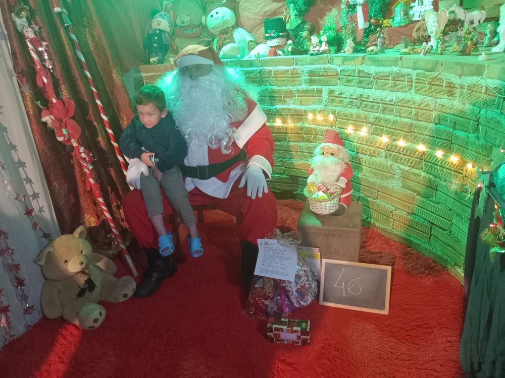 entregas-dos-presentes-das-cartinhas-do-natal-do-circo-social-2025-171