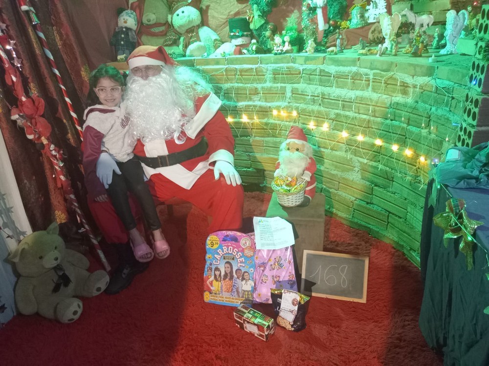 entregas-dos-presentes-das-cartinhas-do-natal-do-circo-social-2025-178