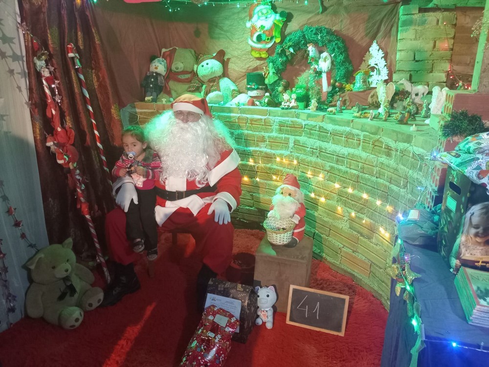 entregas-dos-presentes-das-cartinhas-do-natal-do-circo-social-2025-182