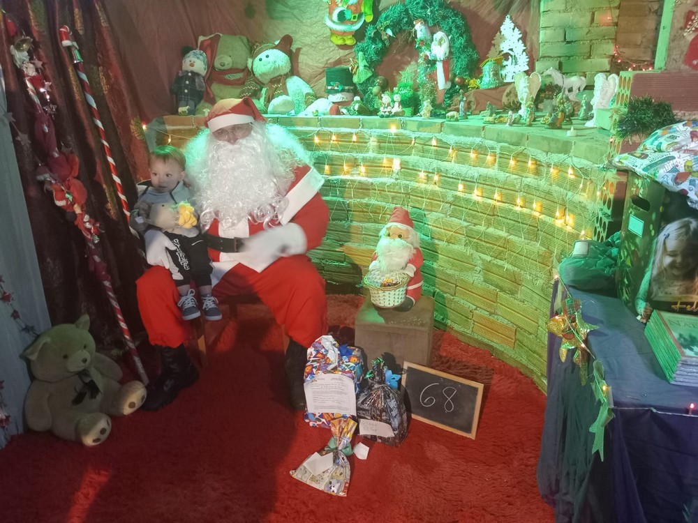 entregas-dos-presentes-das-cartinhas-do-natal-do-circo-social-2025-183