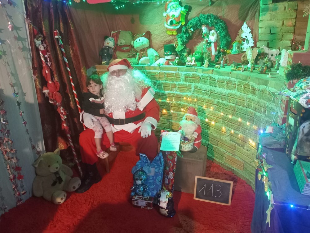 entregas-dos-presentes-das-cartinhas-do-natal-do-circo-social-2025-188