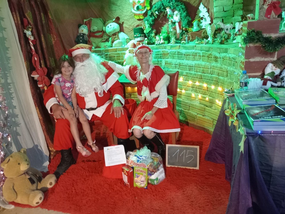 entregas-dos-presentes-das-cartinhas-do-natal-do-circo-social-2025-202