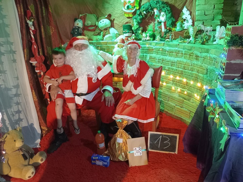 entregas-dos-presentes-das-cartinhas-do-natal-do-circo-social-2025-23