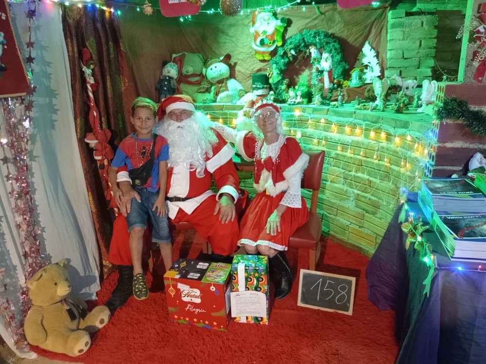 entregas-dos-presentes-das-cartinhas-do-natal-do-circo-social-2025-27