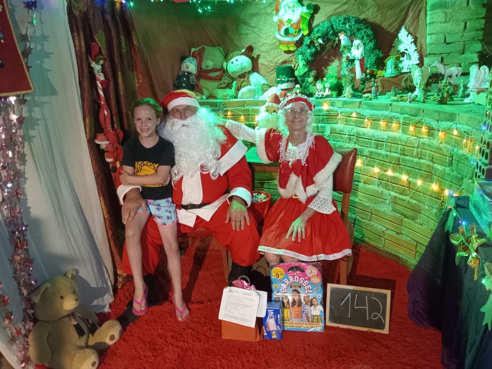 entregas-dos-presentes-das-cartinhas-do-natal-do-circo-social-2025-28