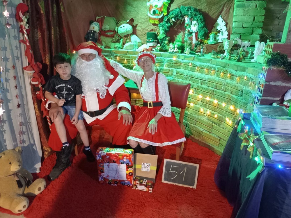 entregas-dos-presentes-das-cartinhas-do-natal-do-circo-social-2025-38