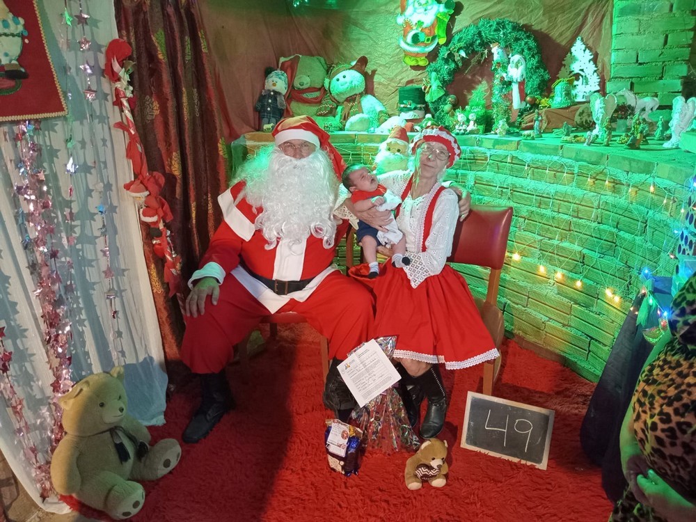 entregas-dos-presentes-das-cartinhas-do-natal-do-circo-social-2025-40