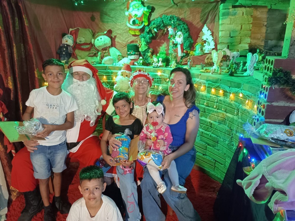 entregas-dos-presentes-das-cartinhas-do-natal-do-circo-social-2025-46
