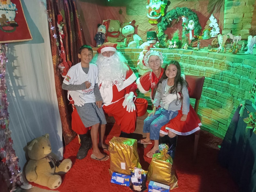 entregas-dos-presentes-das-cartinhas-do-natal-do-circo-social-2025-60