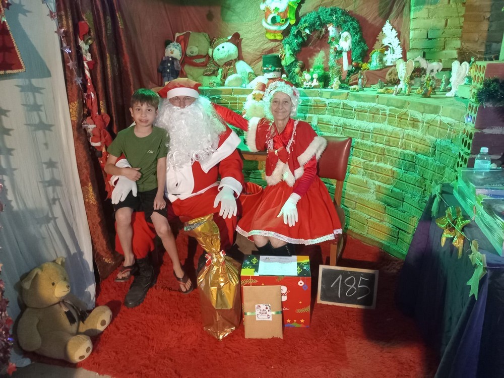 entregas-dos-presentes-das-cartinhas-do-natal-do-circo-social-2025-64