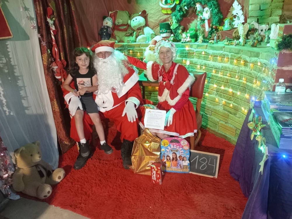 entregas-dos-presentes-das-cartinhas-do-natal-do-circo-social-2025-66