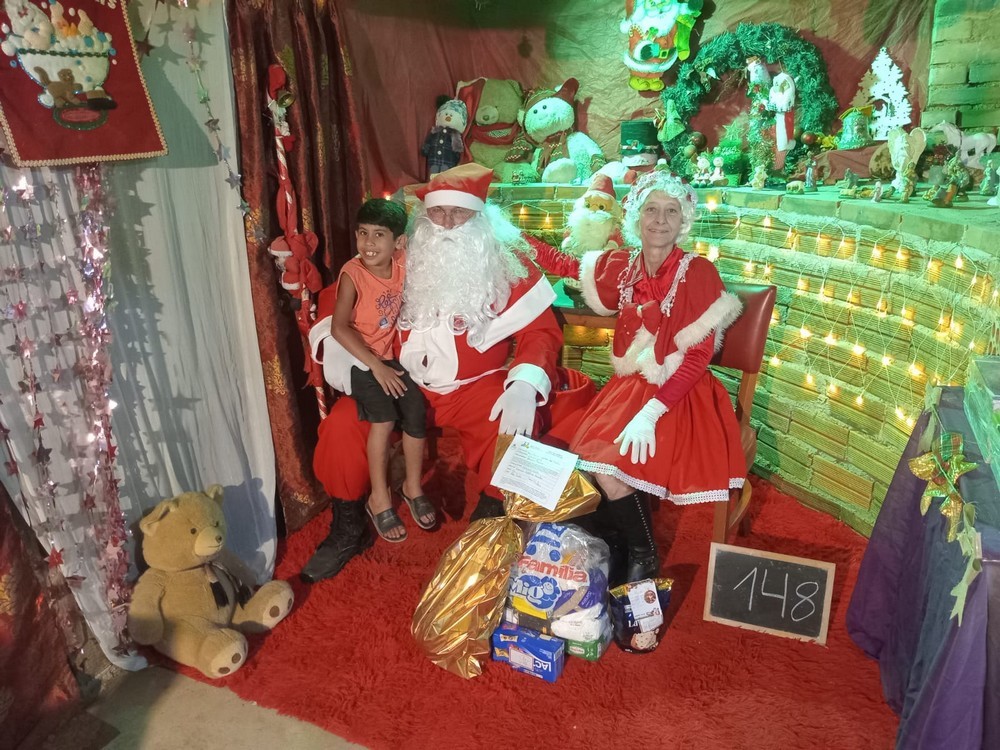 entregas-dos-presentes-das-cartinhas-do-natal-do-circo-social-2025-67