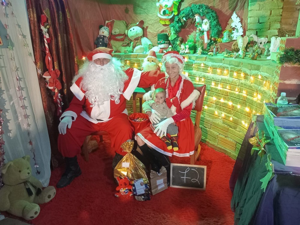 entregas-dos-presentes-das-cartinhas-do-natal-do-circo-social-2025-76