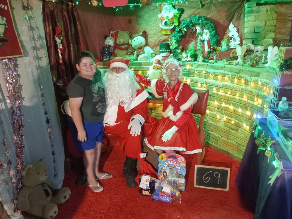 entregas-dos-presentes-das-cartinhas-do-natal-do-circo-social-2025-81