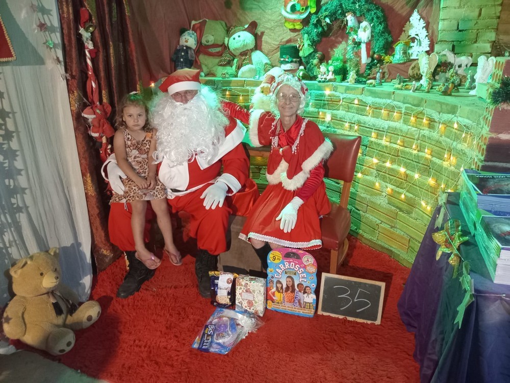 entregas-dos-presentes-das-cartinhas-do-natal-do-circo-social-2025-87