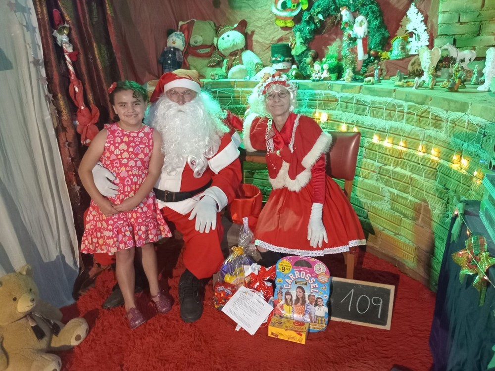 entregas-dos-presentes-das-cartinhas-do-natal-do-circo-social-2025-97