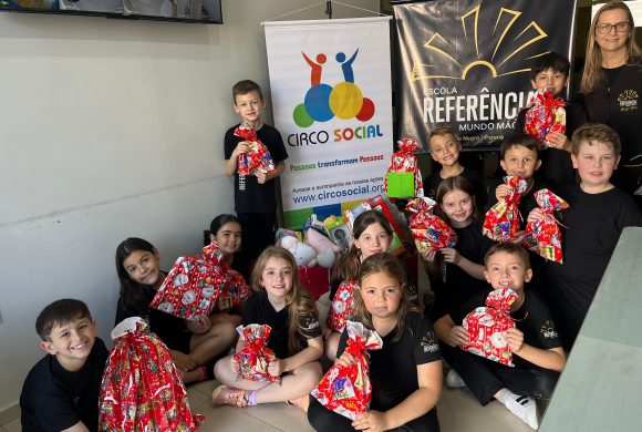 Escola solidária – Referência Mundo Mágico de Rio Negro Escola solidária – Referência Mundo Mágico de Rio Negro