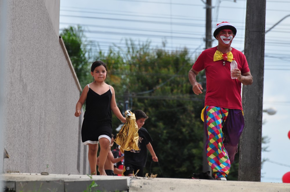 natal-do-circo-social-2025-entrega-de-presentes-para-as-criancas-105