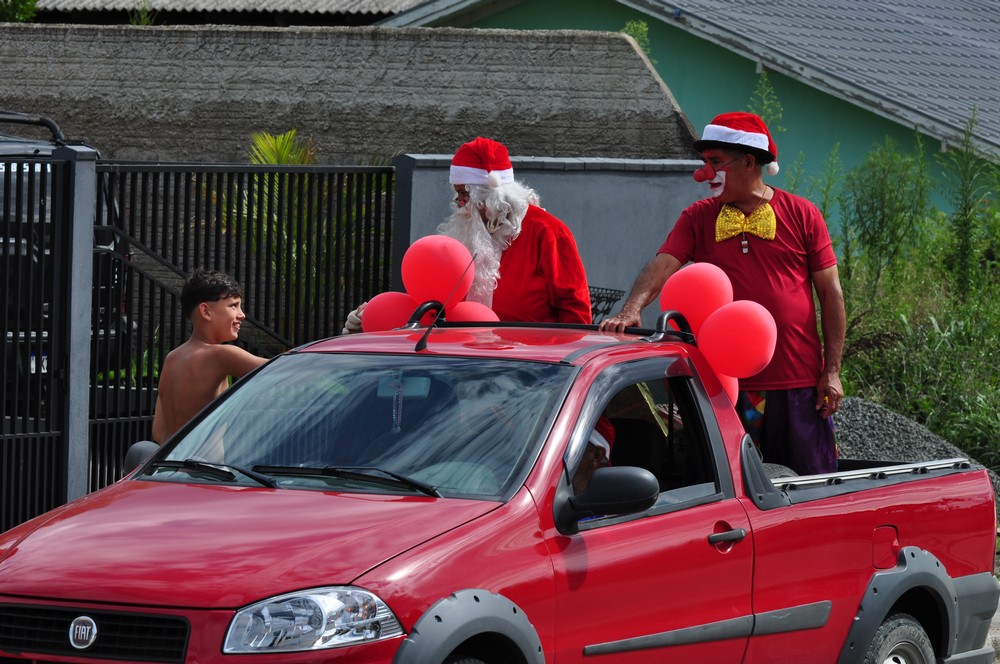 natal-do-circo-social-2025-entrega-de-presentes-para-as-criancas-117