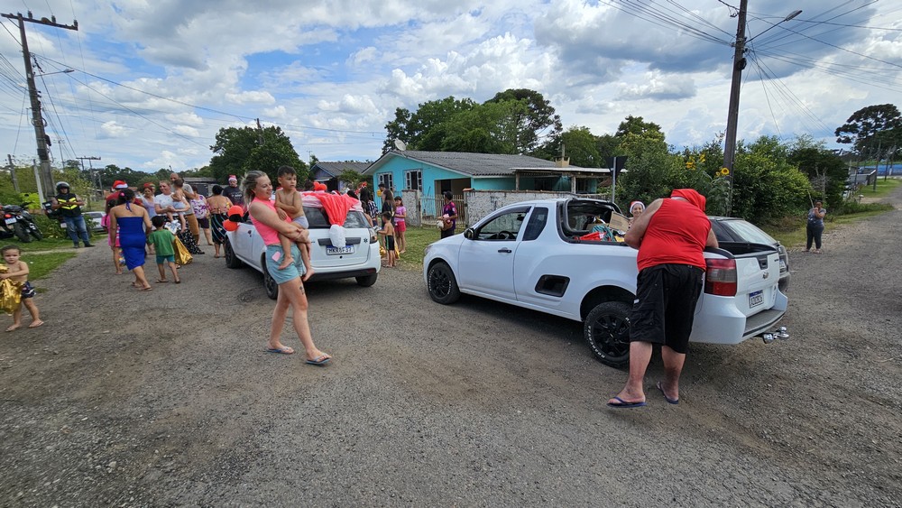 natal-do-circo-social-2025-entrega-de-presentes-para-as-criancas-15