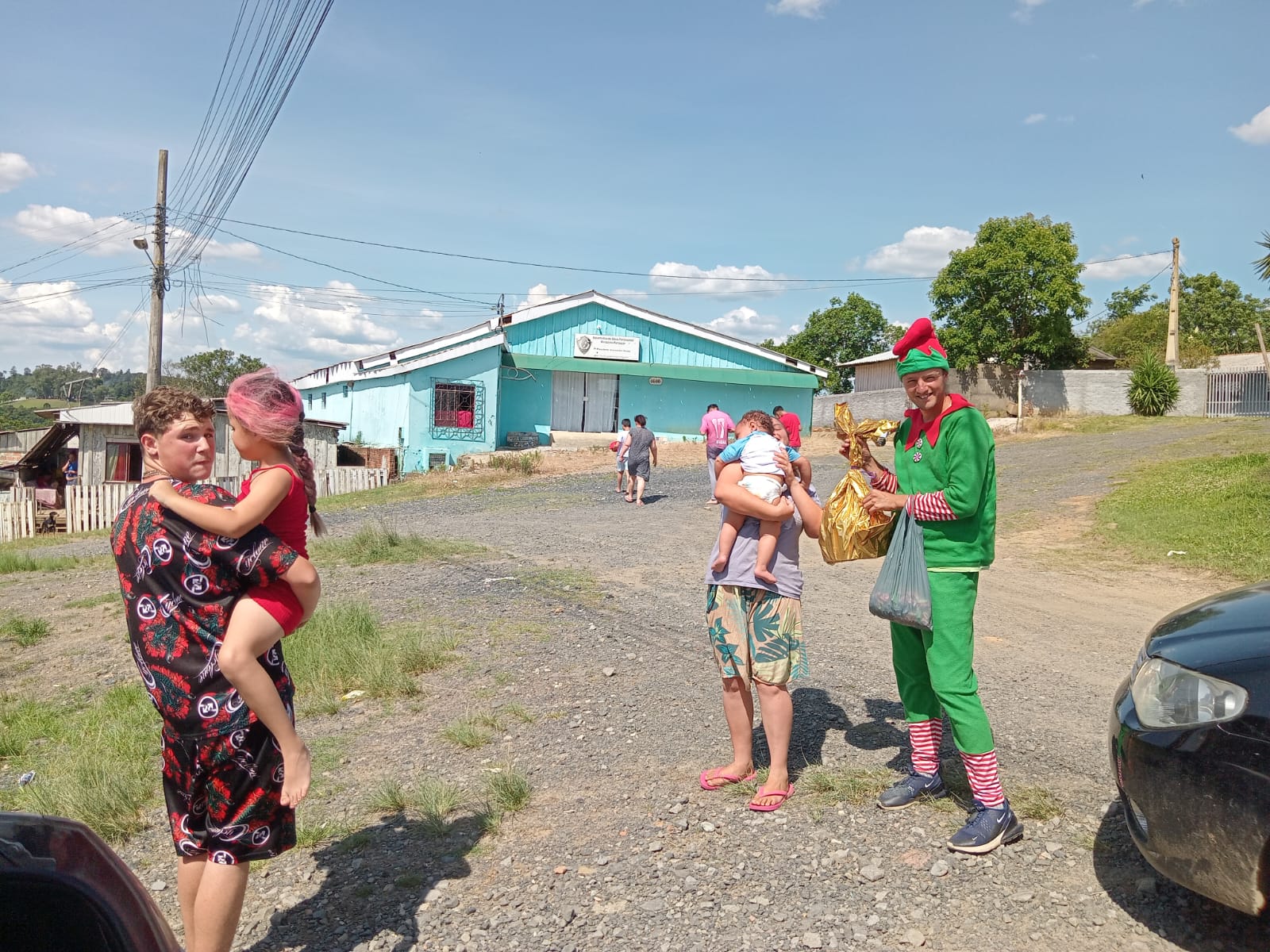 natal-do-circo-social-2025-entrega-de-presentes-para-as-criancas-3