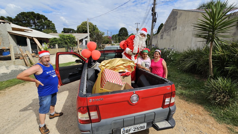 natal-do-circo-social-2025-entrega-de-presentes-para-as-criancas-38