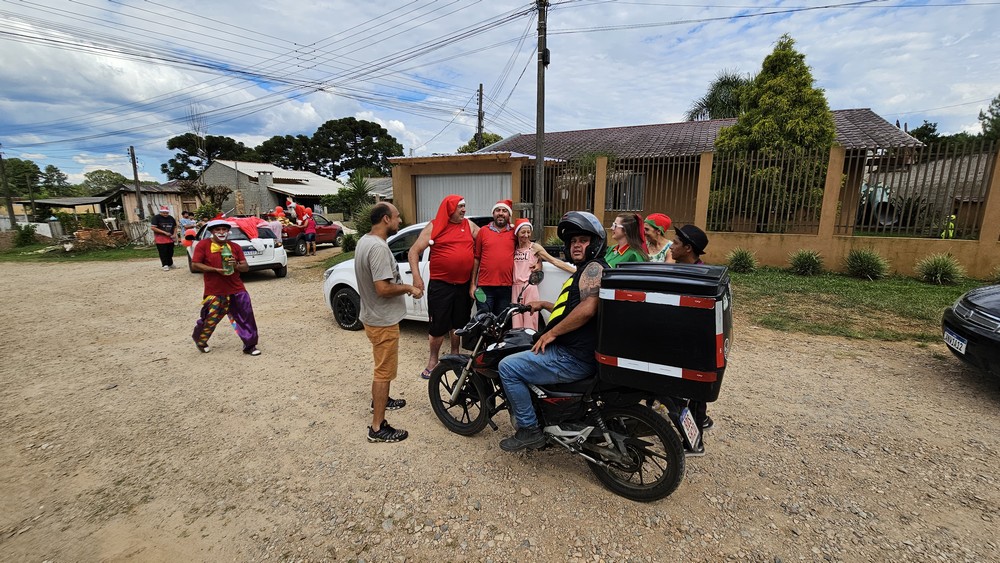 natal-do-circo-social-2025-entrega-de-presentes-para-as-criancas-40