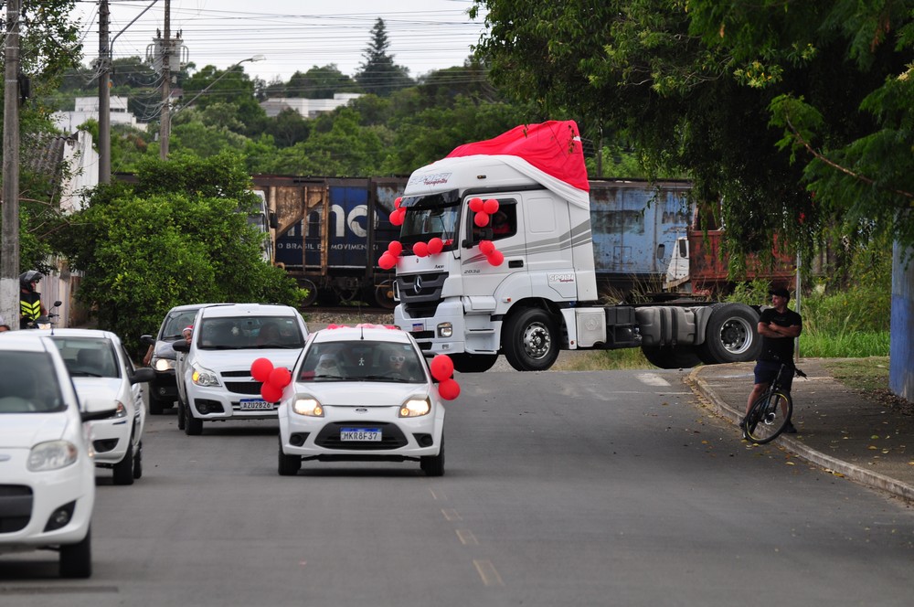 natal-do-circo-social-2025-entrega-de-presentes-para-as-criancas-78