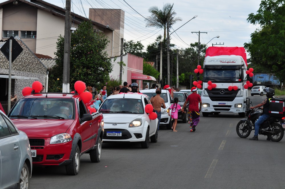natal-do-circo-social-2025-entrega-de-presentes-para-as-criancas-83