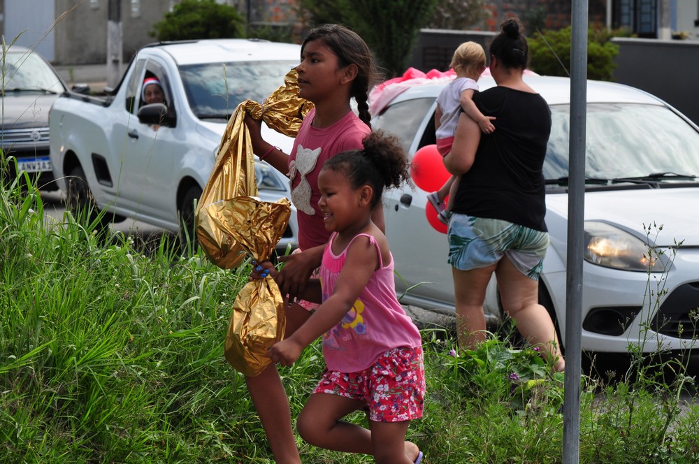 natal-do-circo-social-2025-entrega-de-presentes-para-as-criancas-95