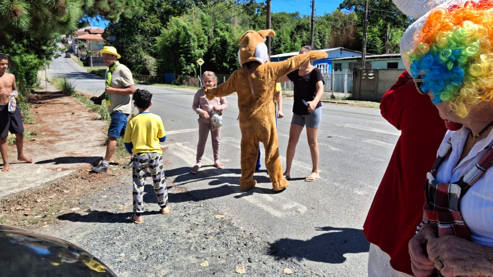 pascoa-solidaria-2026-do-circo-social-atendeu-mais-de-2-000-criancas-20