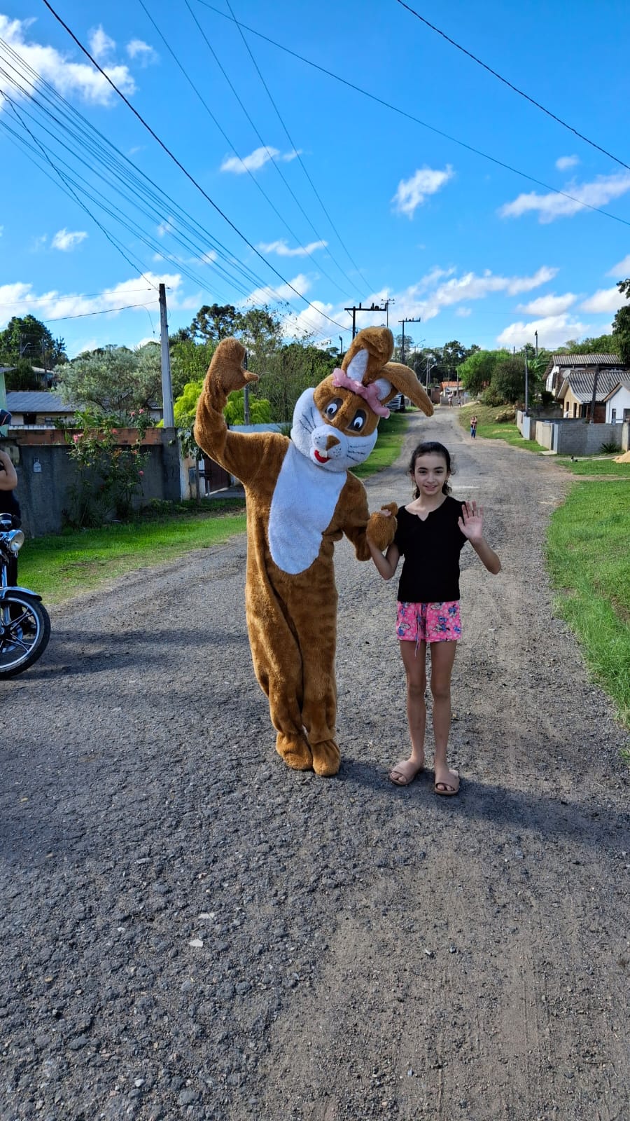 pascoa-solidaria-2026-do-circo-social-atendeu-mais-de-2-000-criancas-28