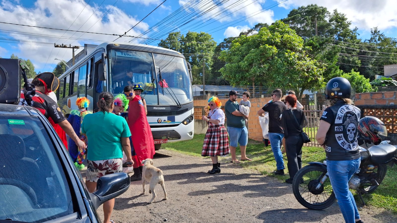 pascoa-solidaria-2026-do-circo-social-atendeu-mais-de-2-000-criancas-29